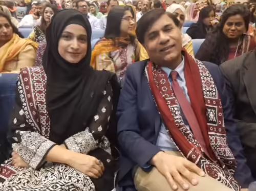 Humaima Malick And Noor Bukhari Share Pictures And Wish For Murshid