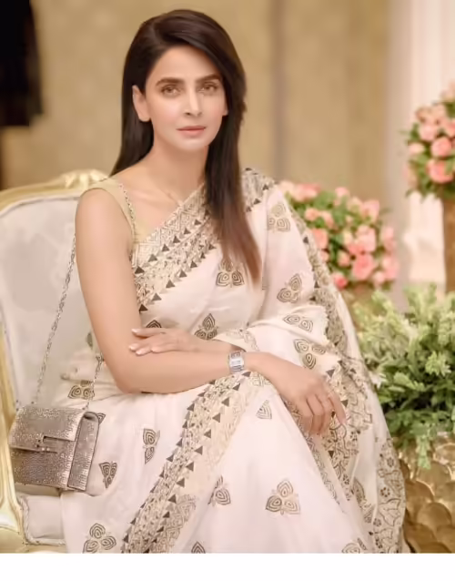 Saba Qamar’s breath-taking clicks from friend’s wedding