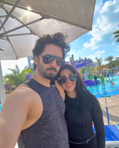 Ayeza Khan & Danish Taimoor Vacationing In Dubai