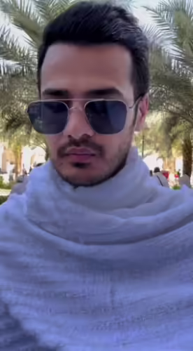 Kanwal Aftab And Zulqarnain Sikandar Umrah Pictures & Videos