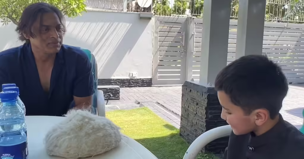 Muhammad Shiraz's Adorable Pictures With Shoaib Akhtar From Their Meet Up