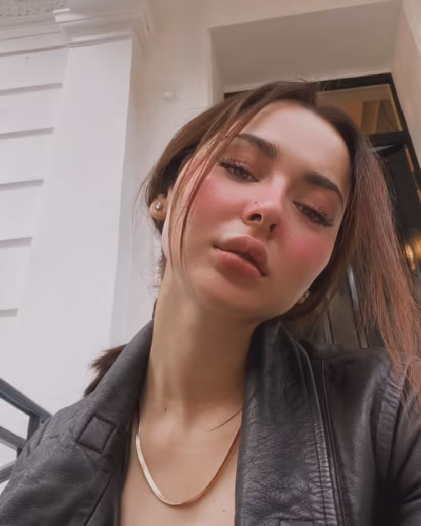 Hania Aamir's Latest Publicity Stunt Irks Public