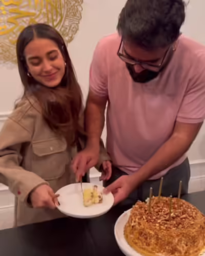 Iqra Aziz And Yasir Hussain Celebrate 4th Anniversary In USA