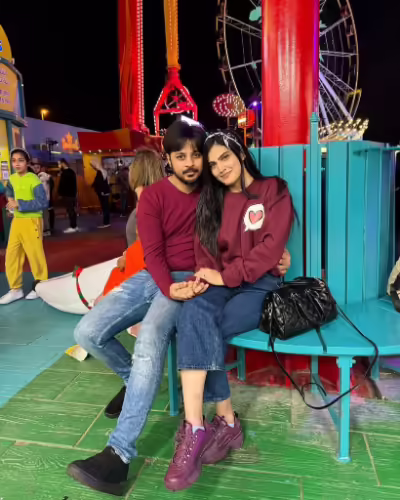 Iqra Kanwal And Areeb Pervaiz With Ducky And Aroob In Global Village Dubai