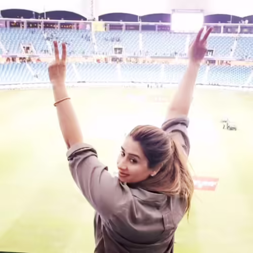 Muhammad Hafeez Vacationing In Australia With Wife