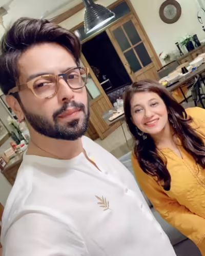 Complete Family Pictures of Sana Fahad and Fahad Mustafa