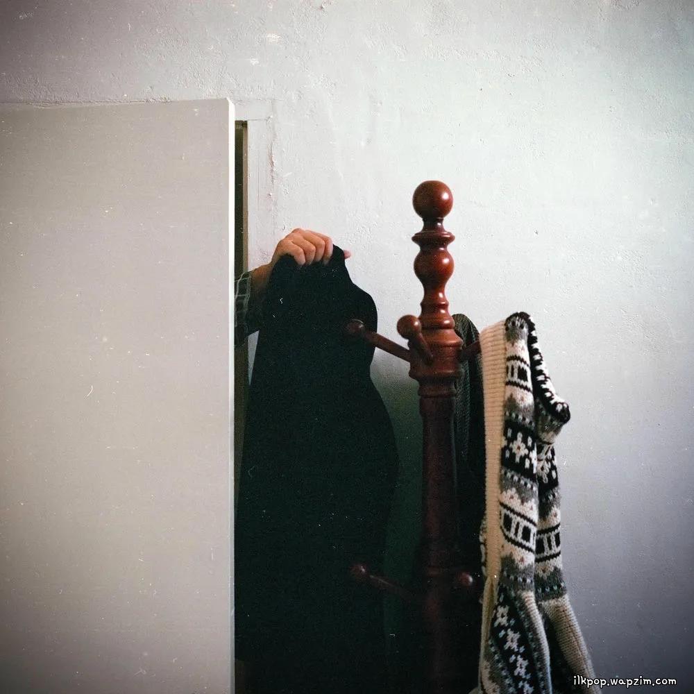 kimminseong - ๋ฌธ์ ํ ํต (A Text from Somewhere)