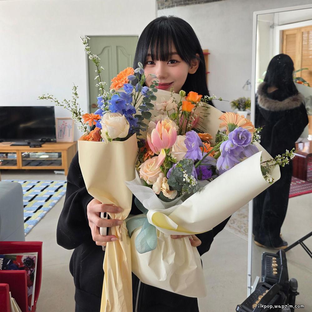 YOSEP - 너에게 주려고 꽃을 사 왔어 (Flower)