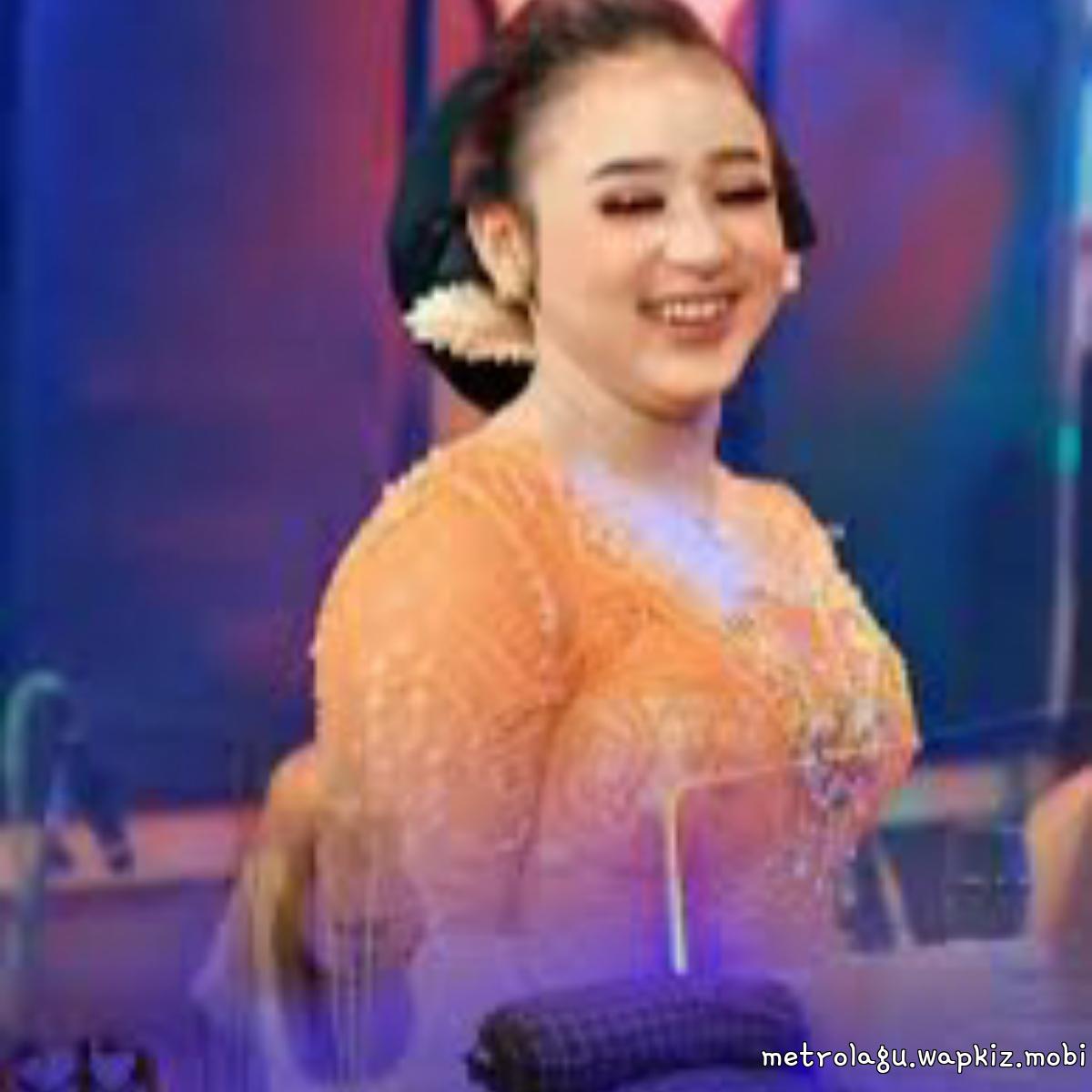 Niken Salindry - Edan Turun