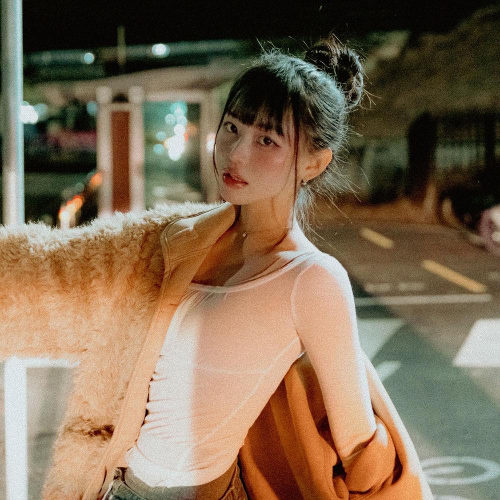 yourbeagle & Norwegian Wood - NEON