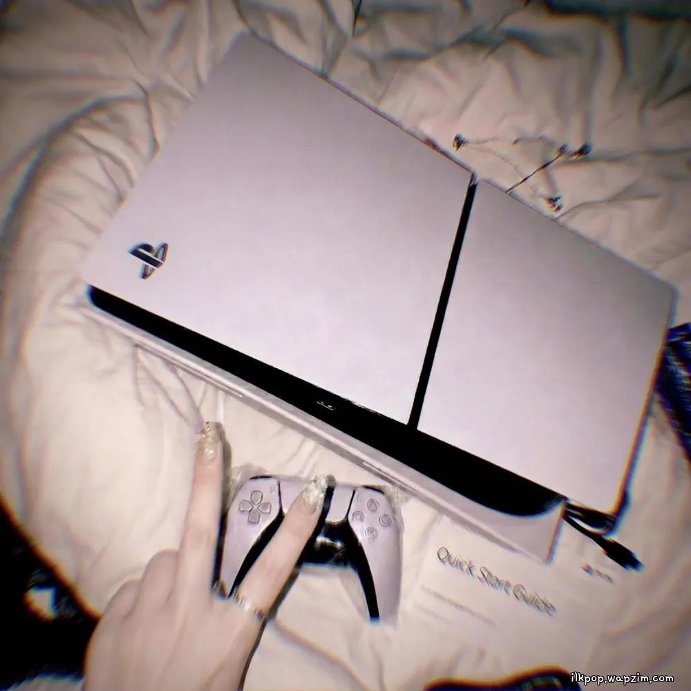 ROYDO - PS5 (Feat. DADA)