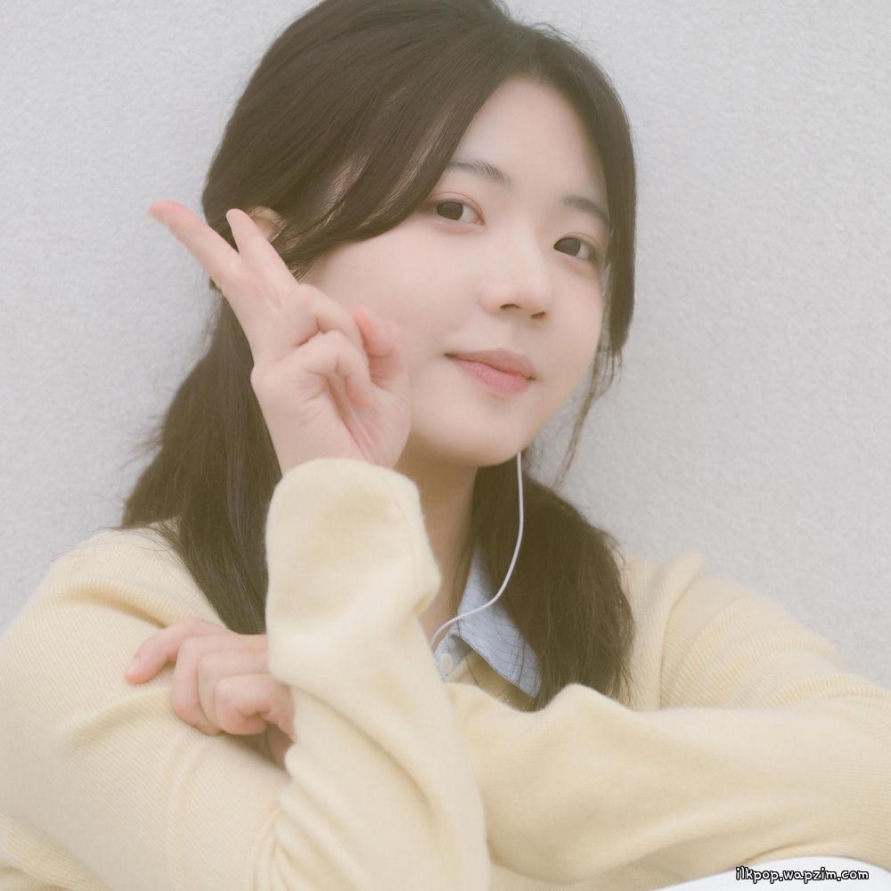 Kim Jeong Yeon - 나의 첫사랑은 봄을 기다리겠지 (My First Love Waits for Spring)