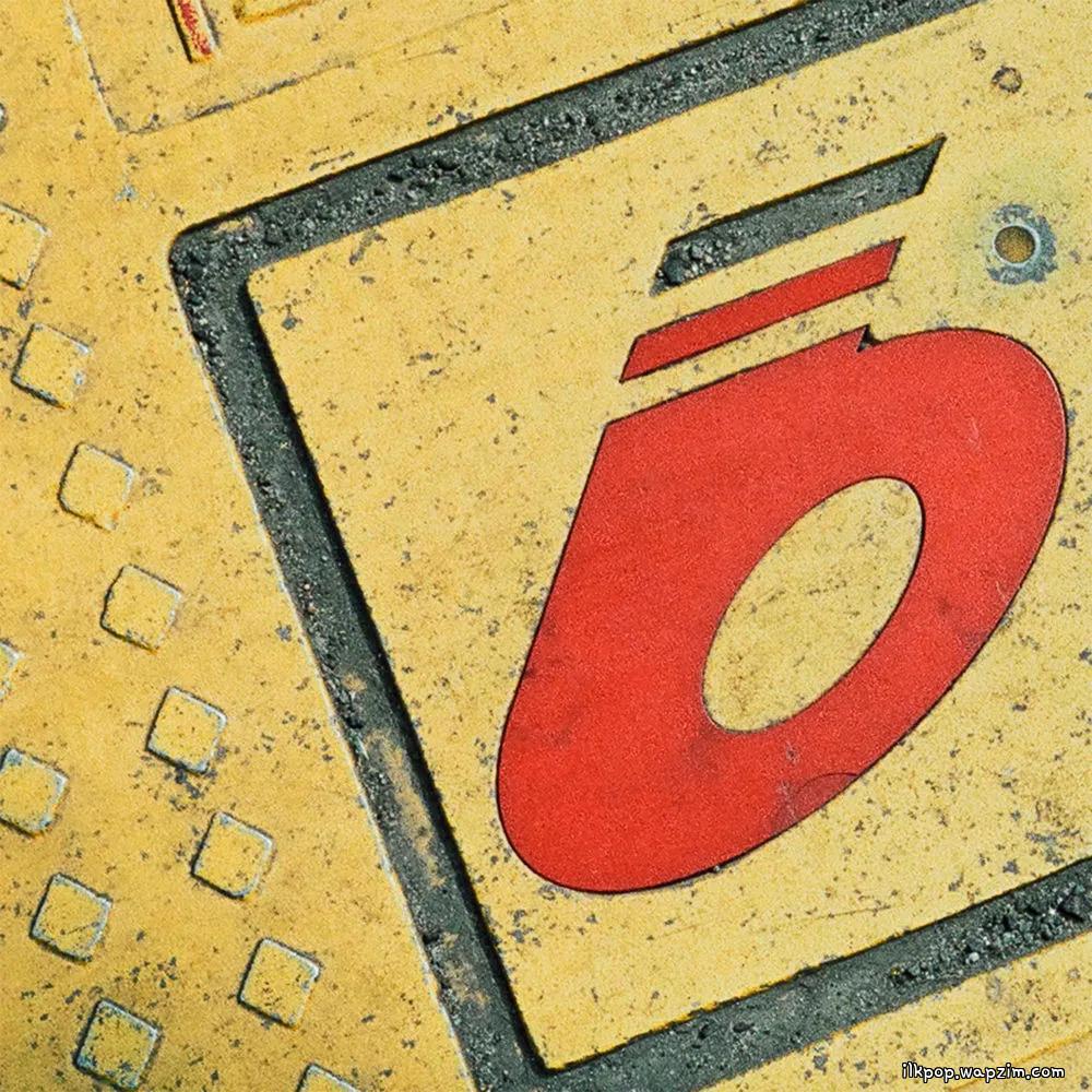 ZIN CHOI & SATURNKO - Strange