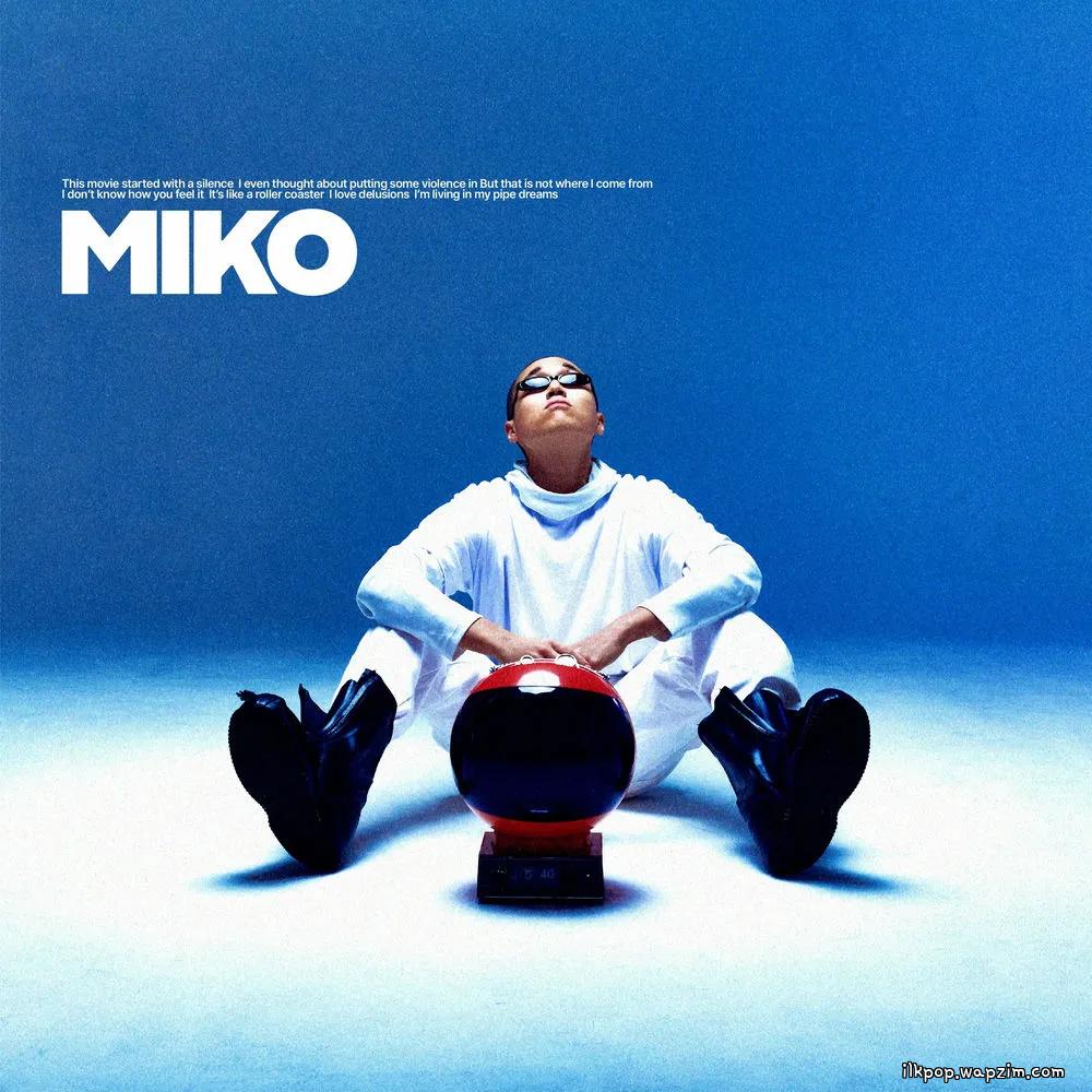 Dowoo - SHE'S A FLAME