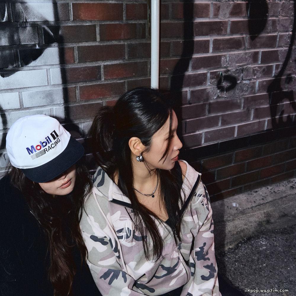 OuiOui - Unhappy Ending