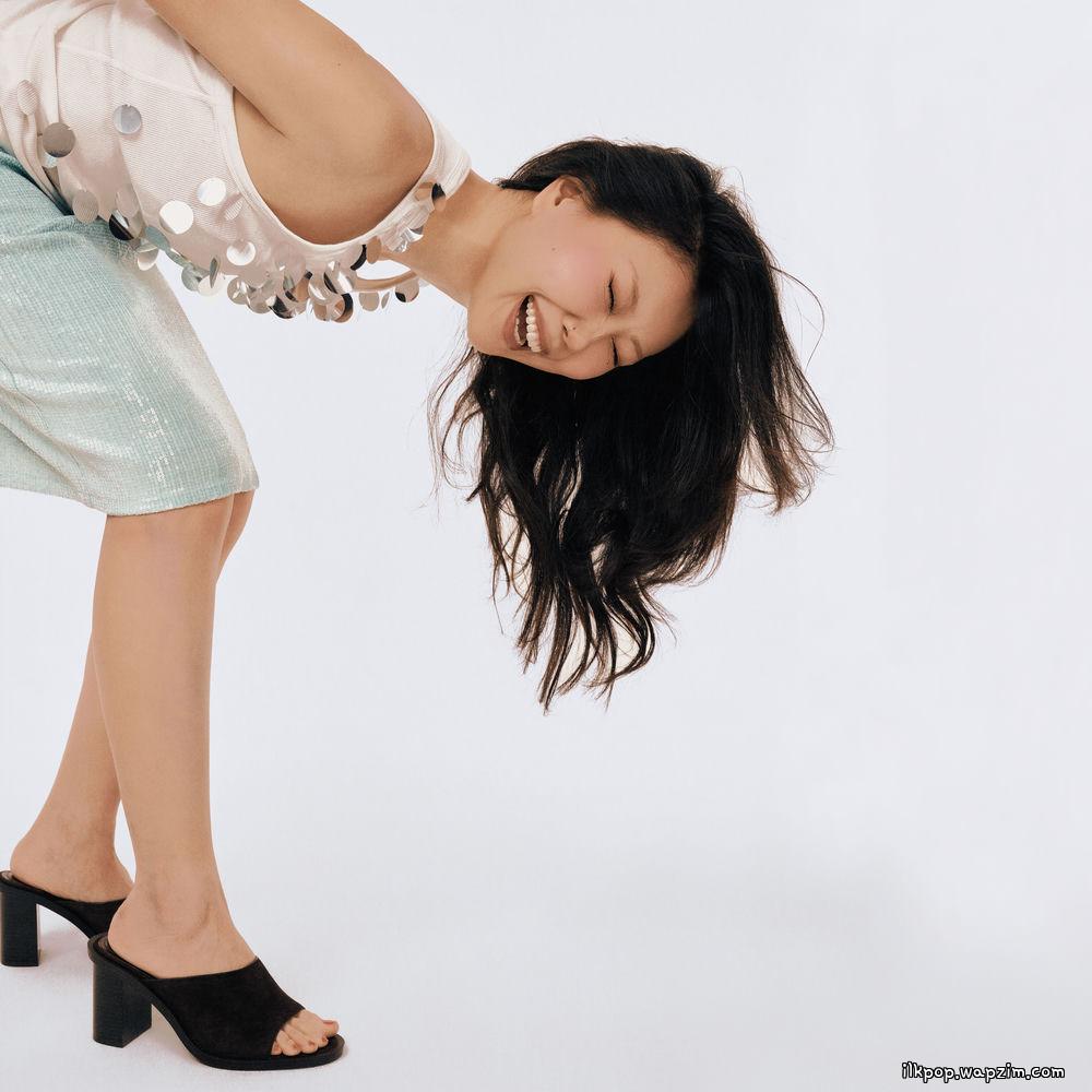 g0nny - 전날 (who is this woman?)