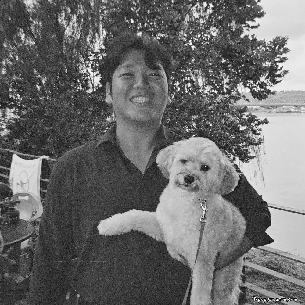 CHARLIE BEAN WORKS - 서로 사랑하는 마음