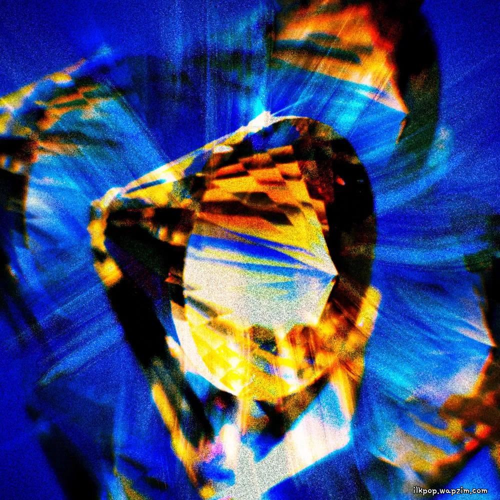 INTHEROOM - Across Me