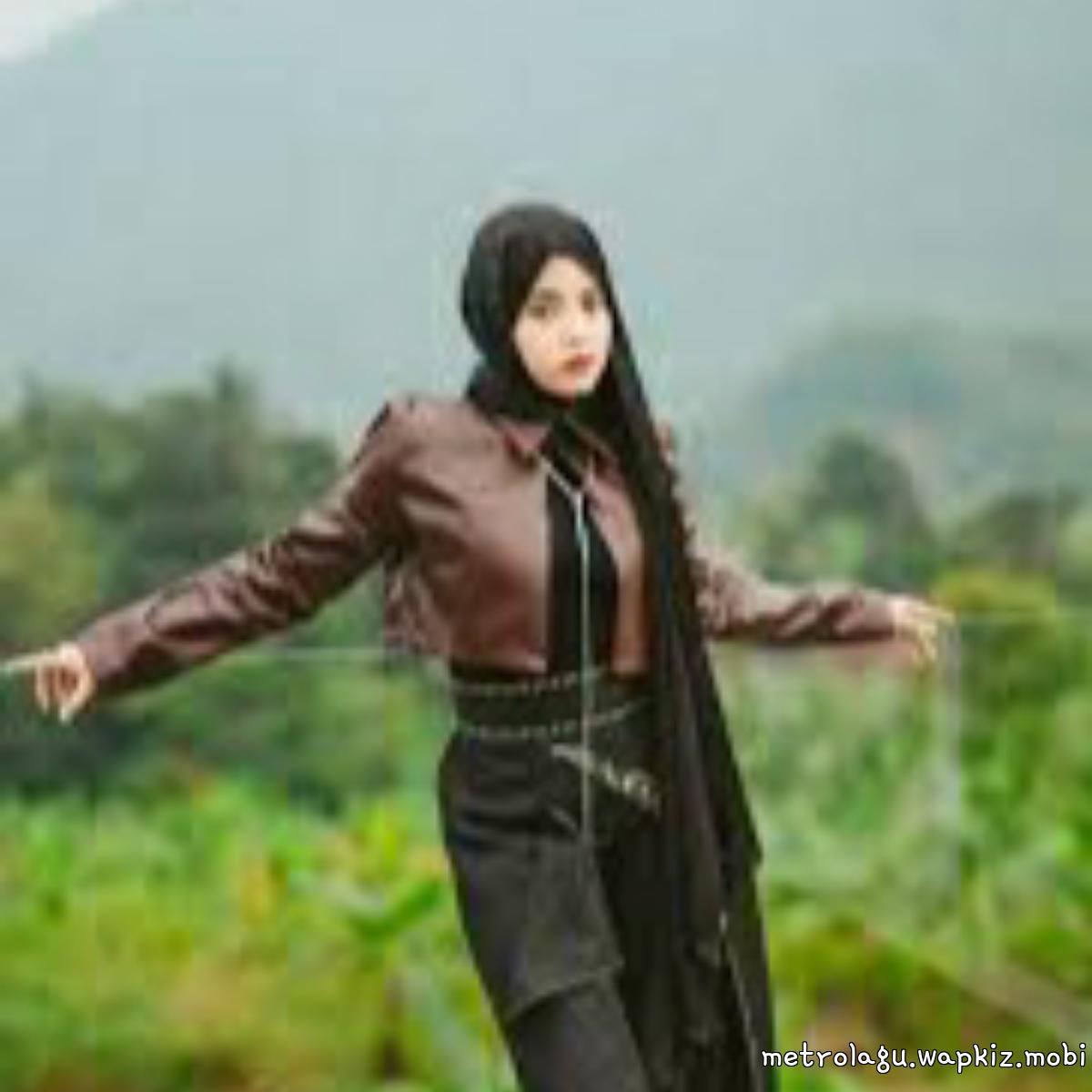 Hanin Dhiya - Orang Baru