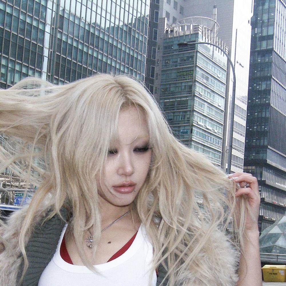 HEYOON & Lou Garcia - swipe_feat_lou_garcia_v1