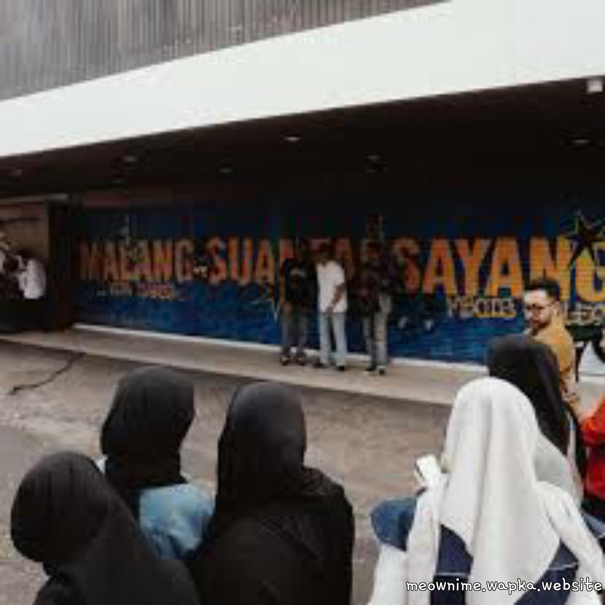 Sal Priadi - Malang Suantai Sayang