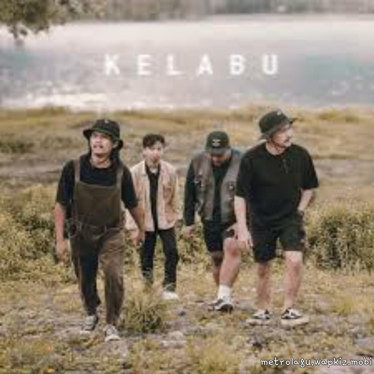 Beranda Rumah - Kelabu