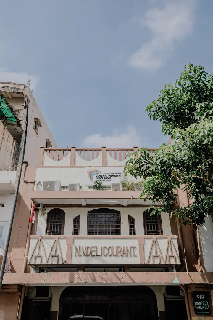 Kantor Perusahaan Aneka Industri dan Jasa - 3