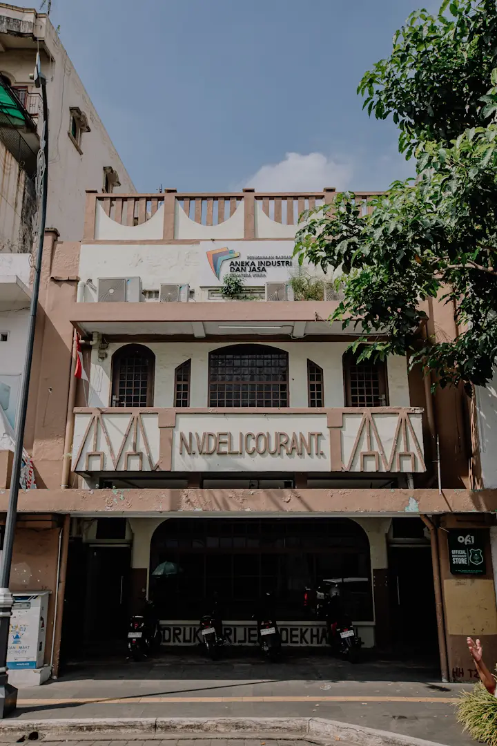 Kantor Perusahaan Aneka Industri dan Jasa - 4