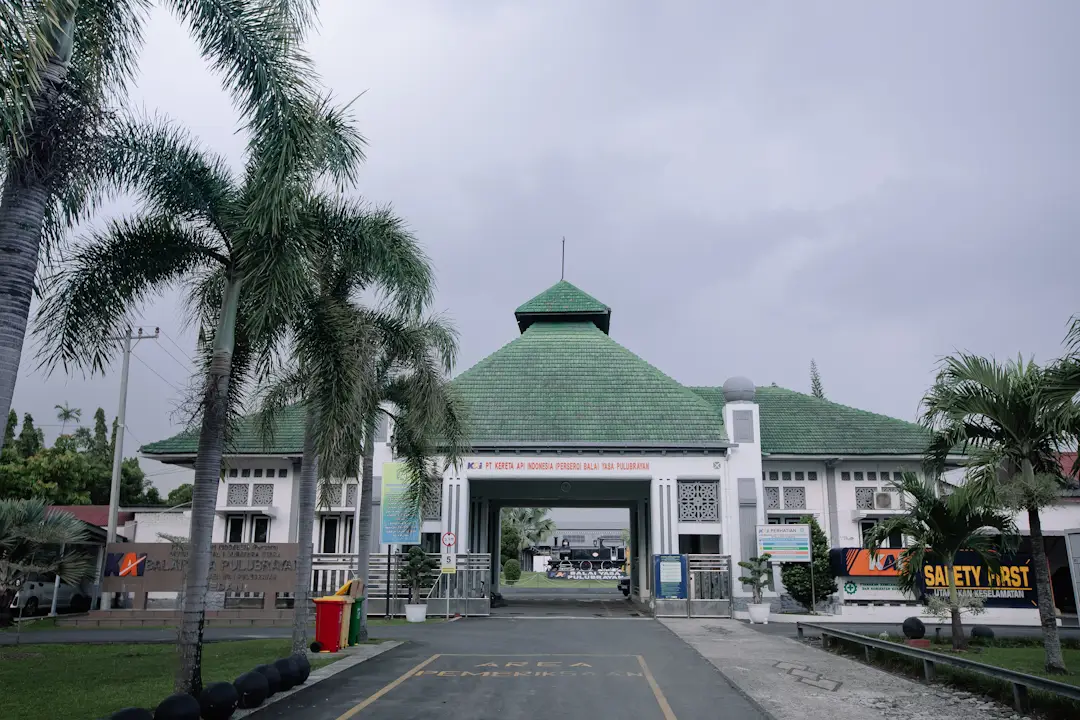 Balai Yasa Pulu Brayan - 3