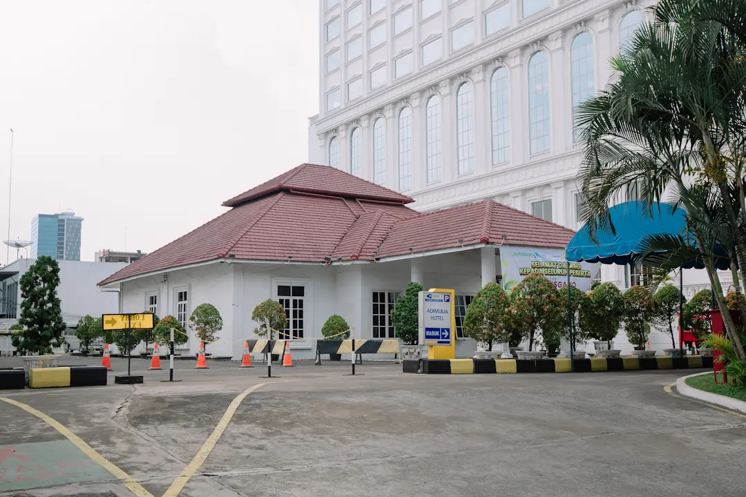 Eks Villa Kembar (Kantor Administrasi & Security Hotel Adimulia) - 3