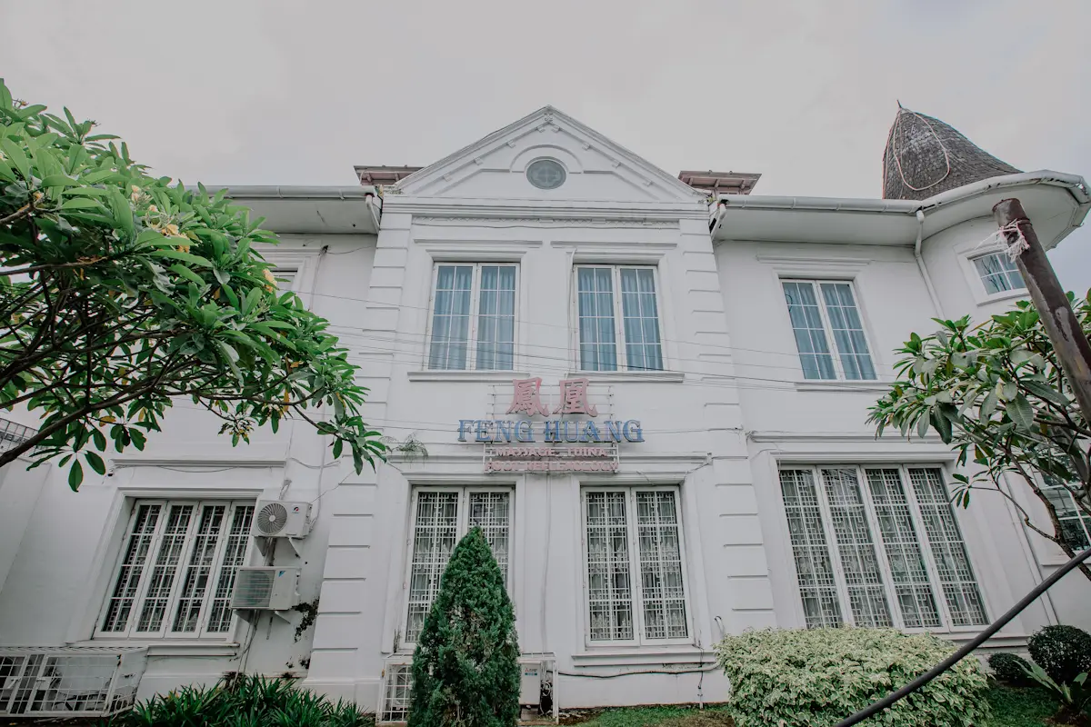 Feng Huang (Eks KNI)