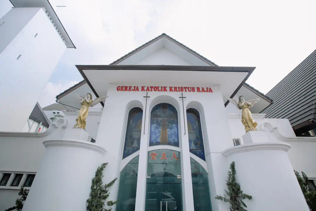 Gereja Katolik Kristus Raja - 2