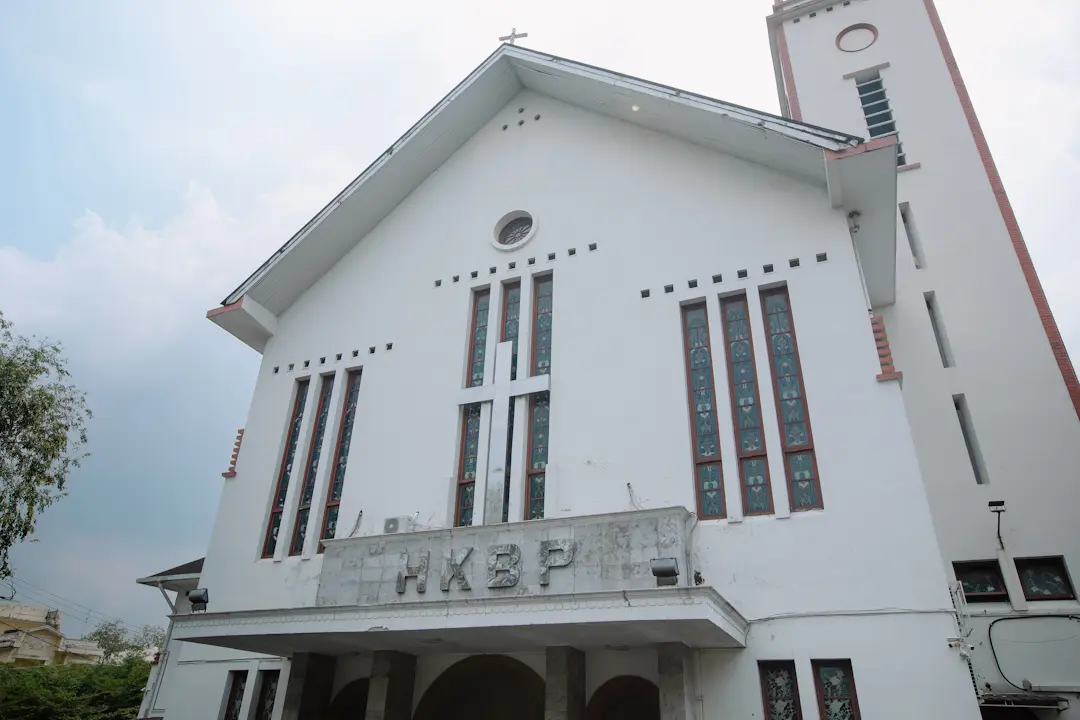 Gereja HKBP Medan Sudirman - 2