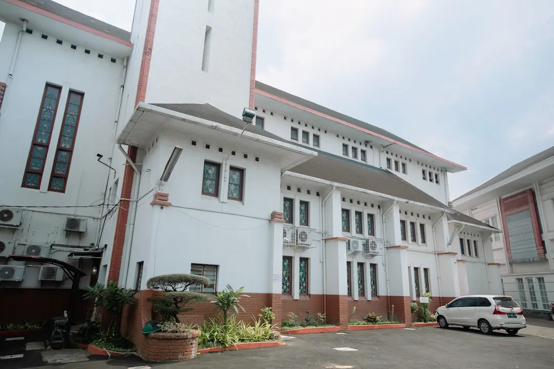 Gereja HKBP Medan Sudirman - 4