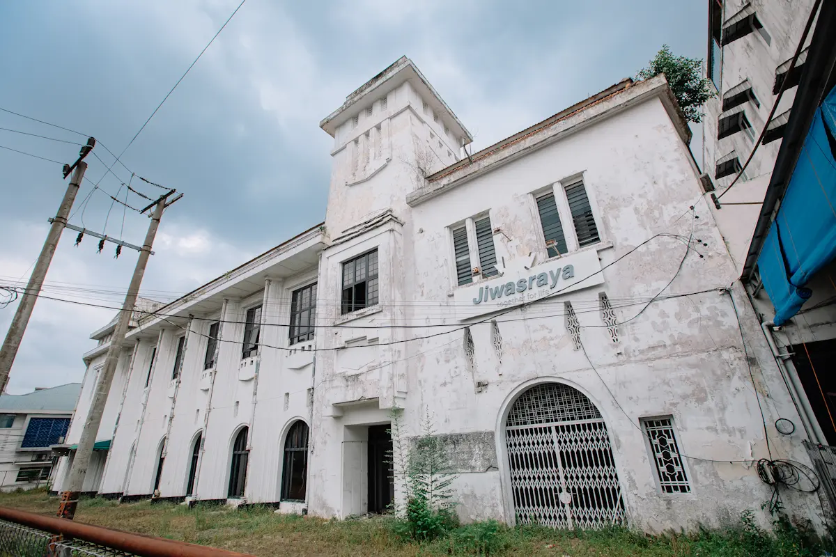Kantor Asuransi Jiwasraya dan Palang Merah Indonesia - 2
