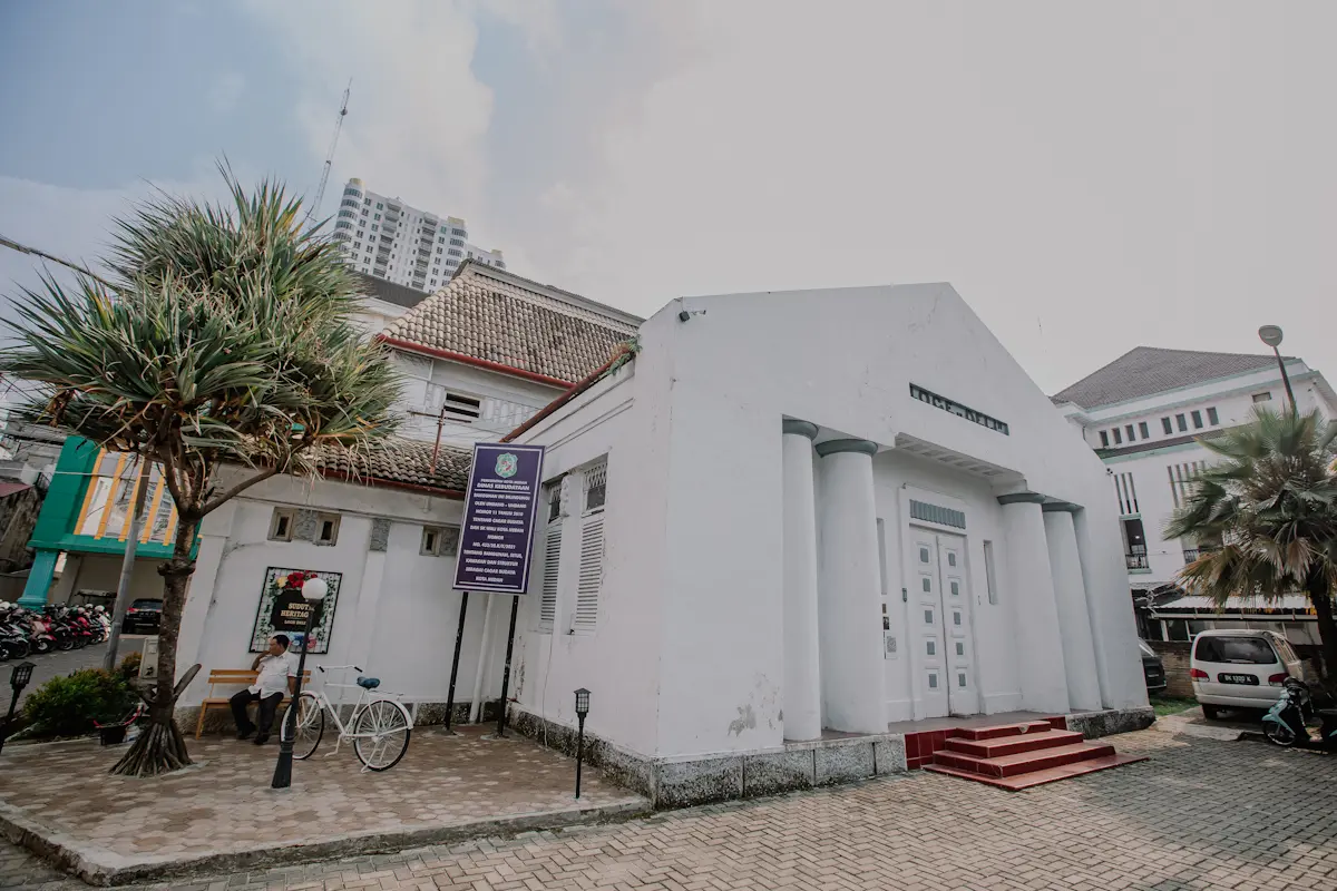 Kantor Dinas Pariwisata Pemko Medan - 2