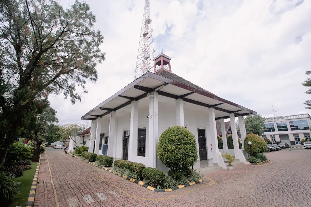 Kantor Perusahaan Gas Negara Glugur - 2