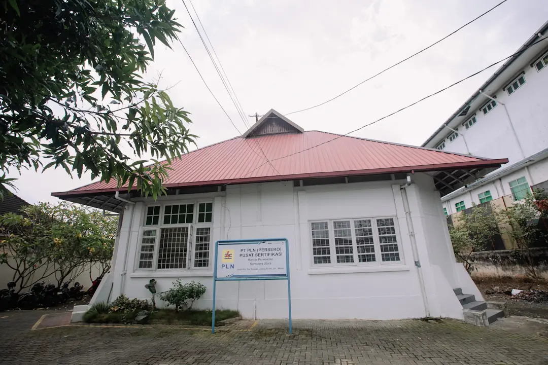 Kantor Pusat Sertifikasi PT PLN (Persero) - 2