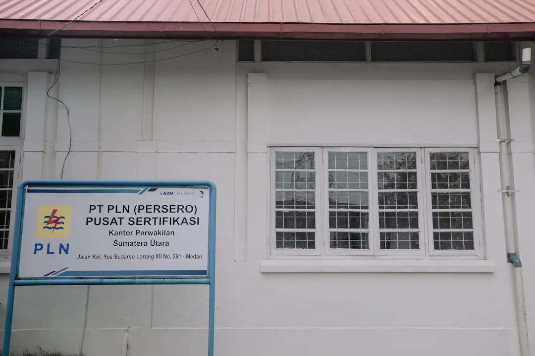 Kantor Pusat Sertifikasi PT PLN (Persero) - 3