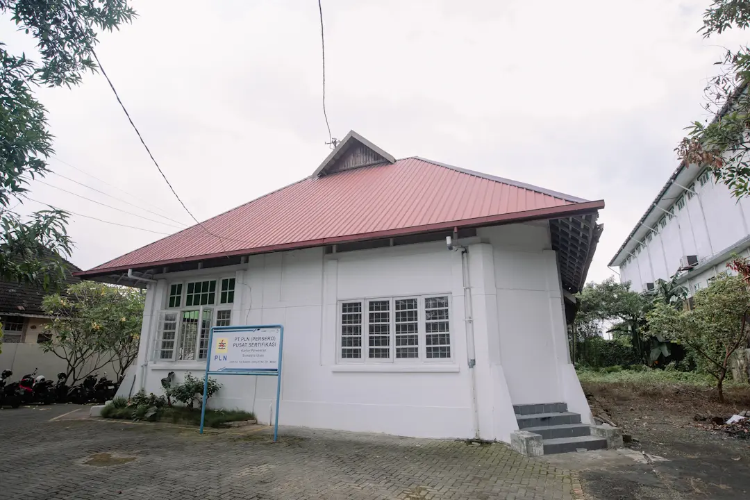 Kantor Pusat Sertifikasi PT PLN (Persero) - 4