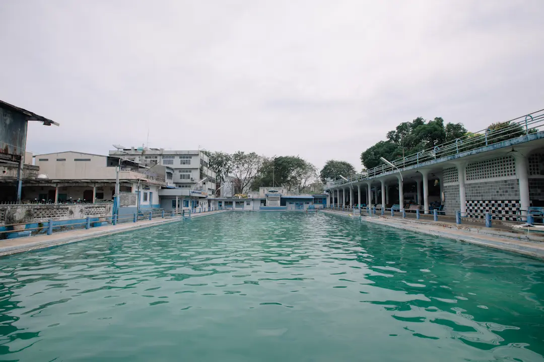 Kolam Renang Paradiso