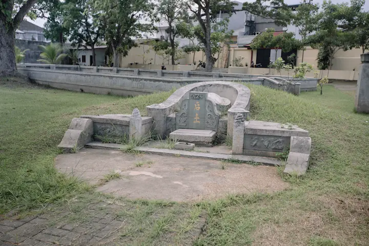 Makam Tjong A Fie - 10