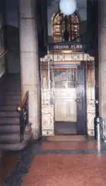 Foto sejarah Gedung PT London Sumatera di Medan