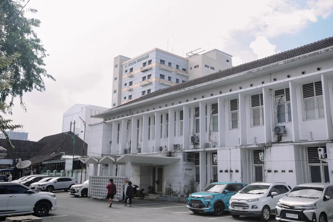 Rumah Sakit Umum Dokter Pringadi - 8