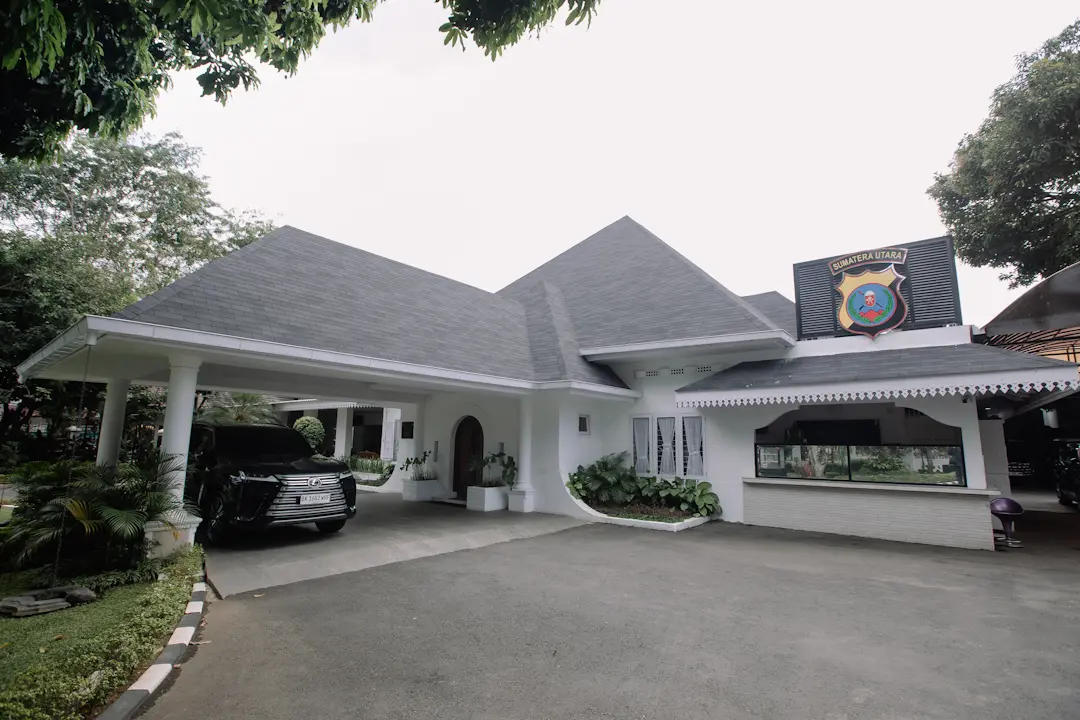 Rumah Dinas Kapolda Sumut