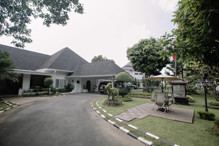 Rumah Dinas Kapolda Sumut - 3