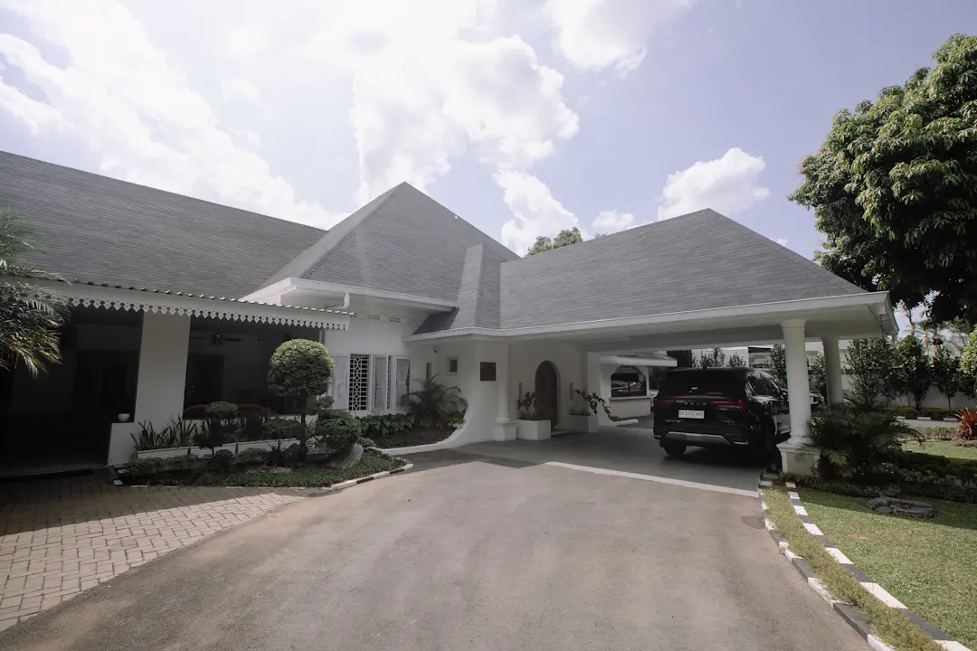 Rumah Dinas Kapolda Sumut - 7