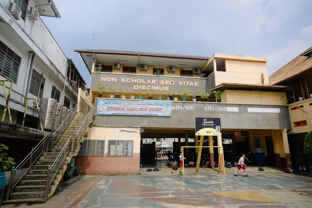 Sekolah YPK Santo Yoseph - 8