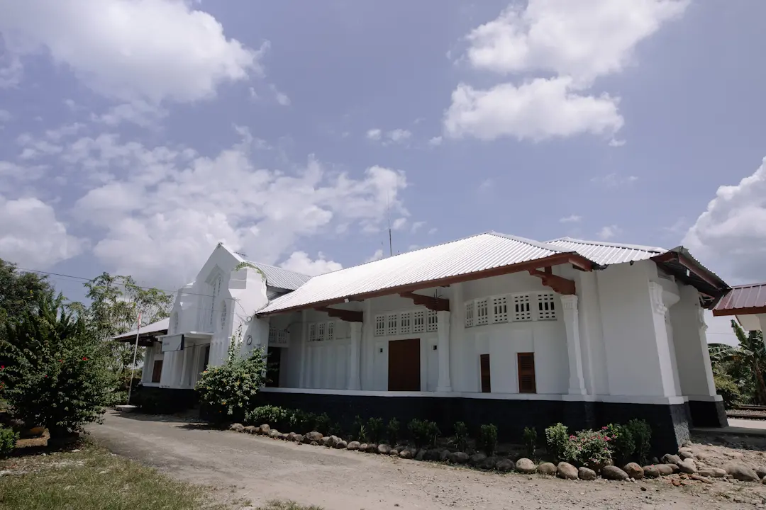 Stasiun Kereta Api Labuhan - 5