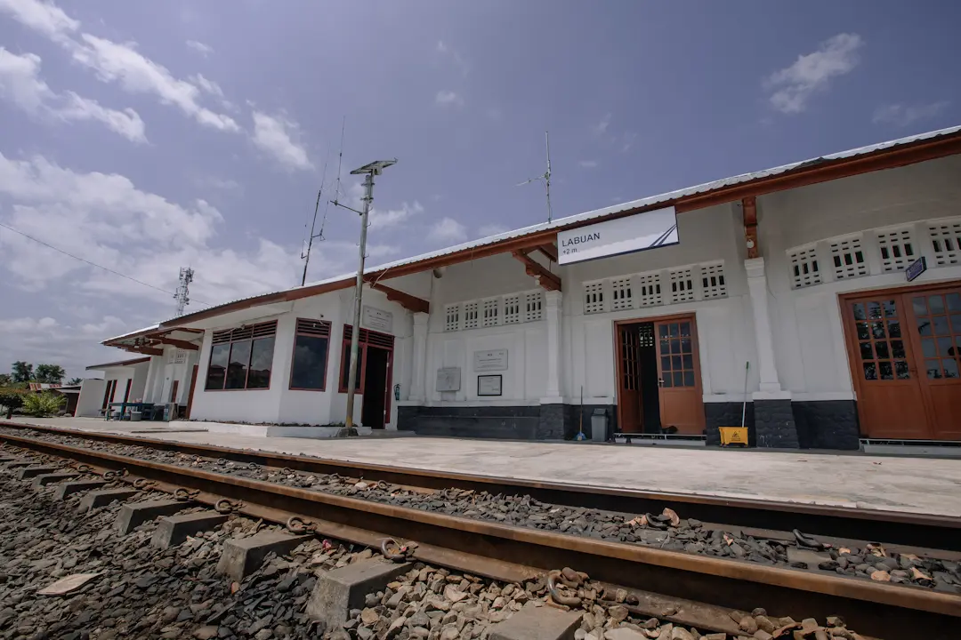 Stasiun Kereta Api Labuhan - 9